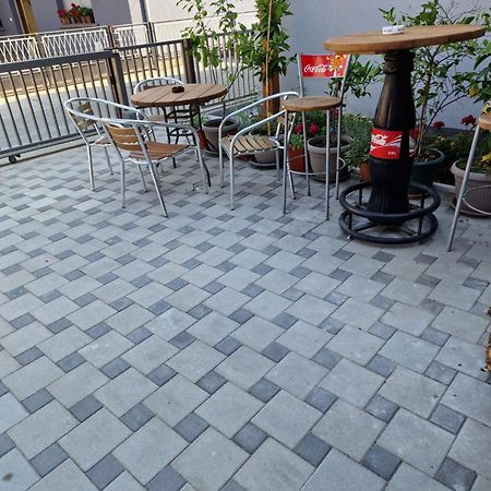 Studio Apartman Lorena Apartment Загреб Екстериор снимка